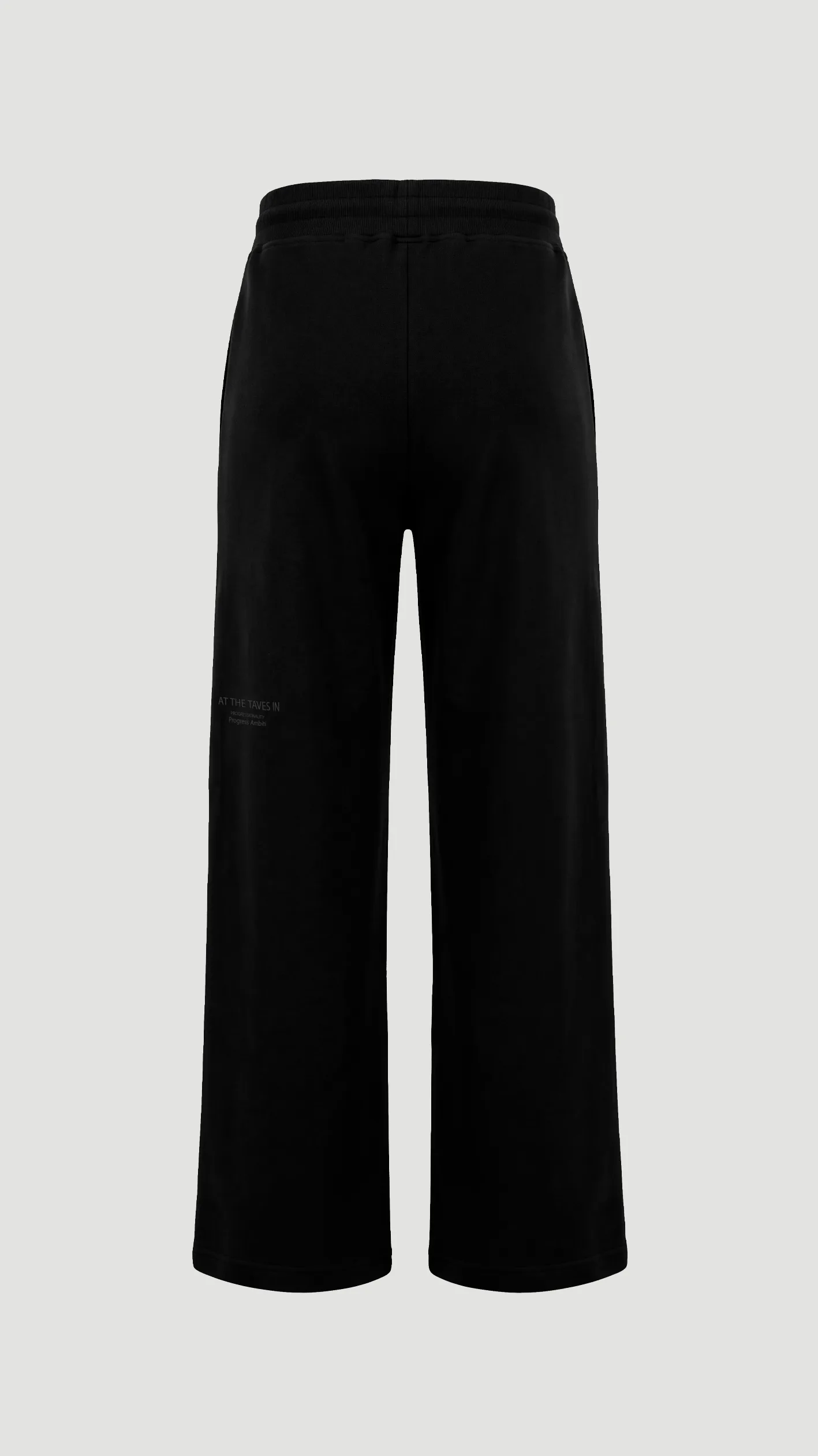 Men's Toflis lined pajama set featuring a stand-up collar, a patch pocket, and ribbed detailing at the back.